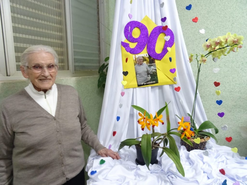 Parabéns, Ir. Lourdes! Parabéns, Ir. Lourdes!