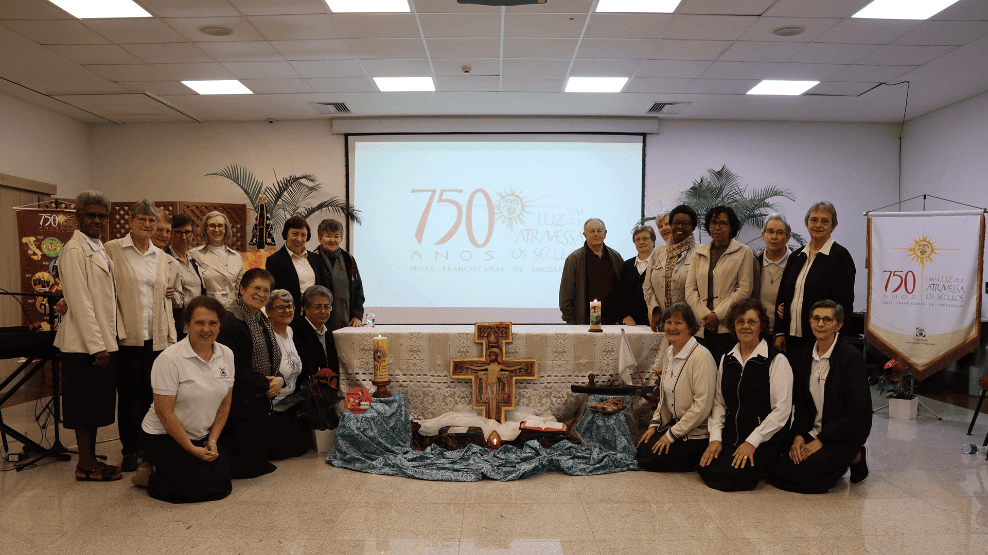 Caminhos para uma Vida Religiosa Consagrada Franciscana no mundo atual